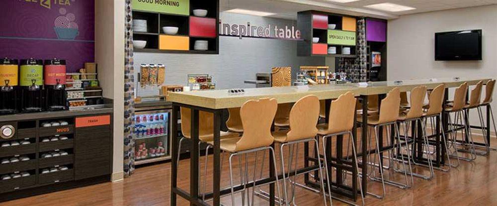 Home2 Suites By Hilton Philadelphia Convention Center Екстер'єр фото
