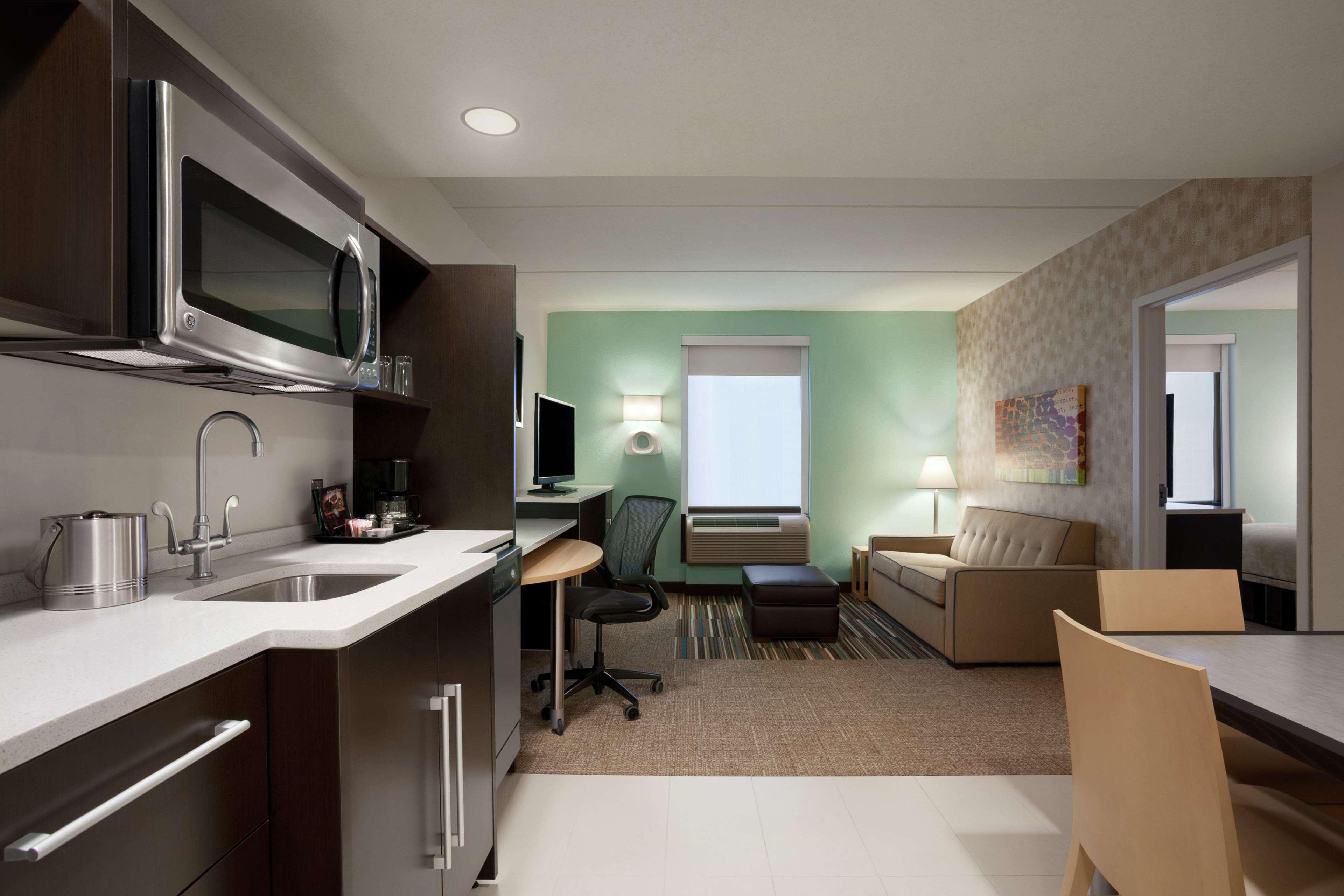 Home2 Suites By Hilton Philadelphia Convention Center Екстер'єр фото