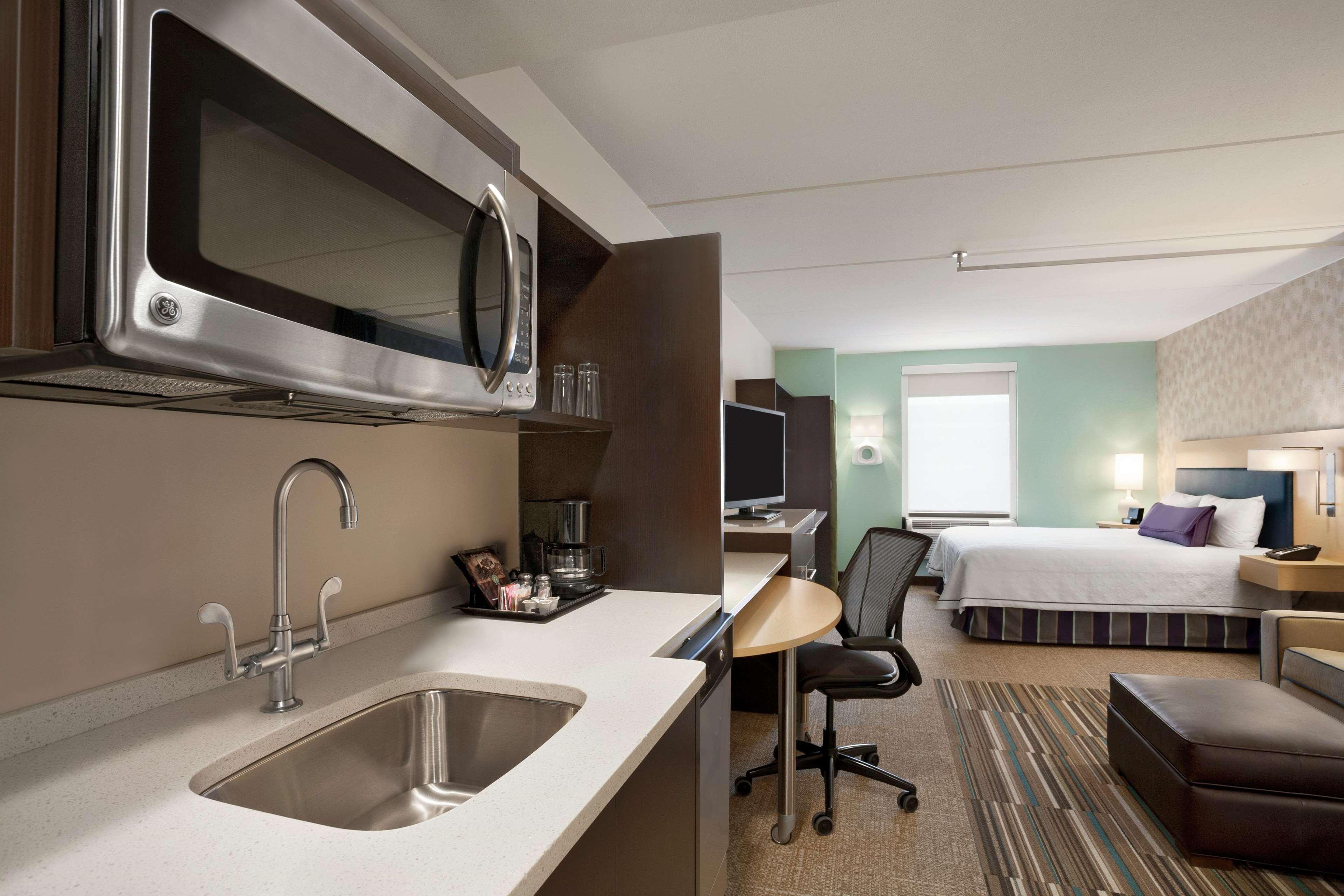 Home2 Suites By Hilton Philadelphia Convention Center Екстер'єр фото