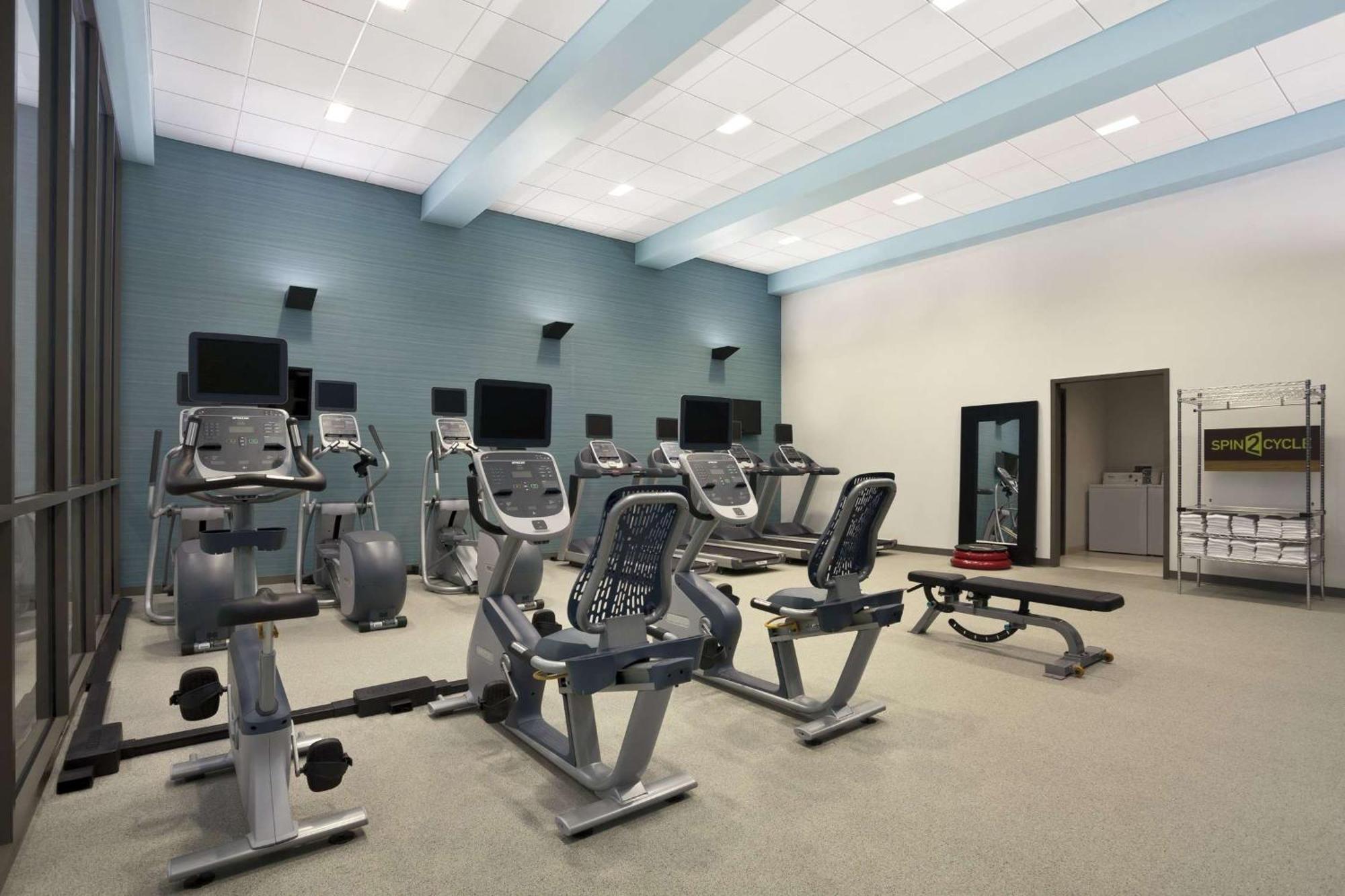 Home2 Suites By Hilton Philadelphia Convention Center Екстер'єр фото